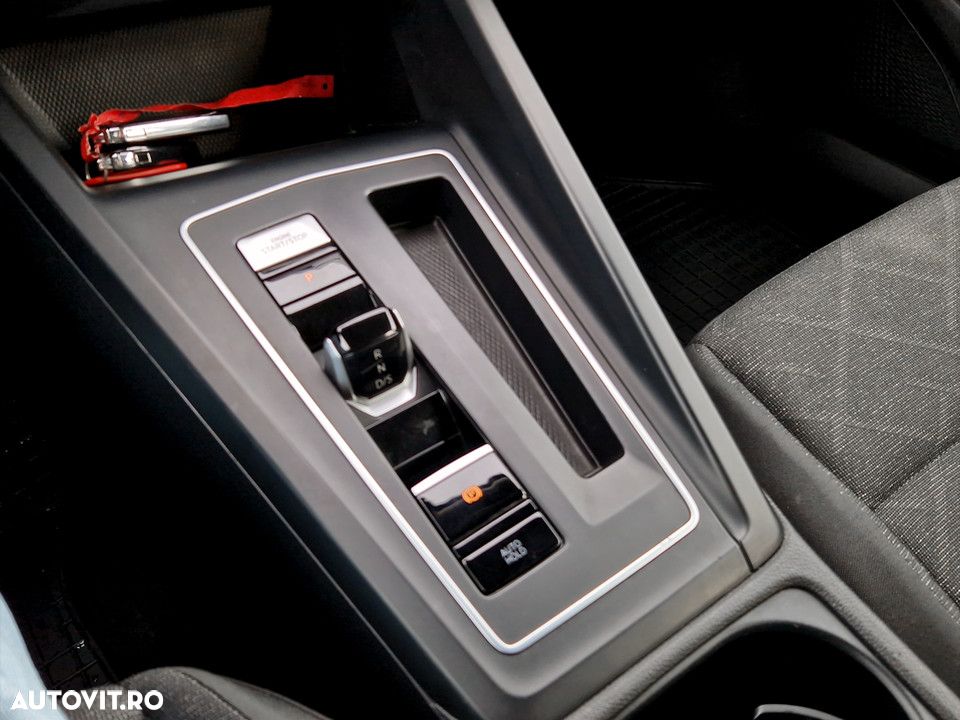 Volkswagen Golf 2.0 TDI DSG Life - 17