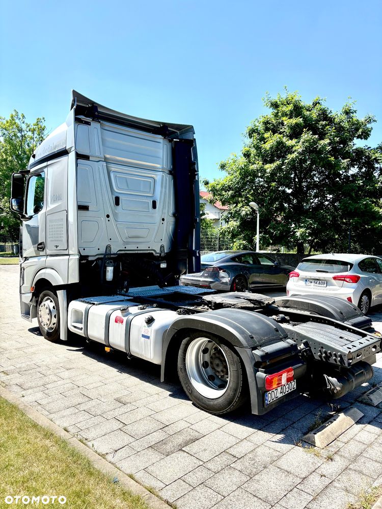 Mercedes-Benz Actros MP4 idealny stan - 5