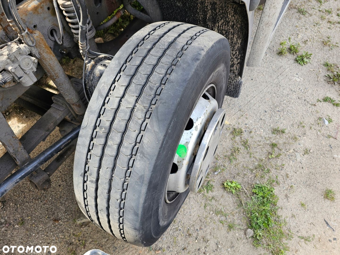 KOŁO FELGA OPONA OPONY ZAPAS RENAULT MIDLUM MICHELIN XMULTI 285/70 R 19,5 M+S - 4