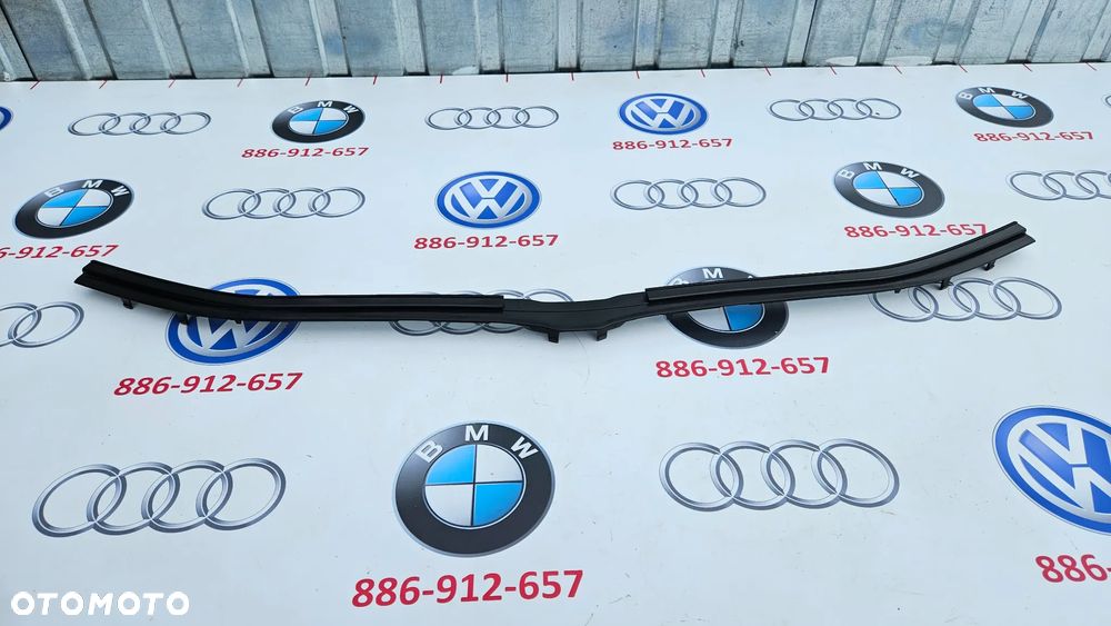 BMW 5 E60 E61 Osłona zderzaka przedniego Listwa górna zderzaka Uszczelka 7063835 - 1