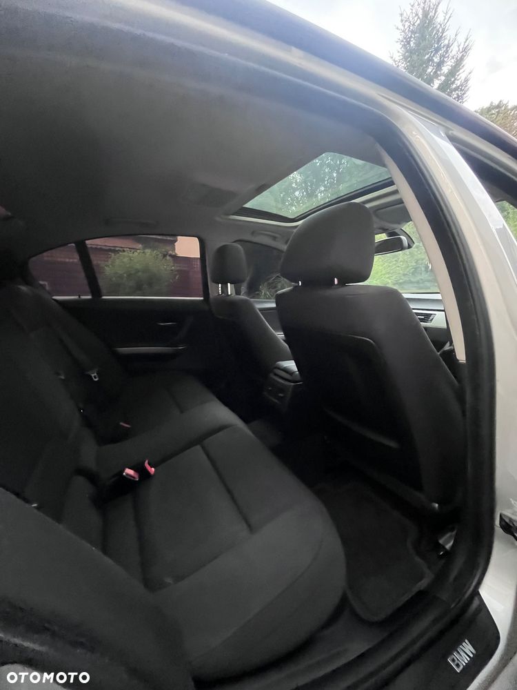 BMW Seria 3 318d - 21
