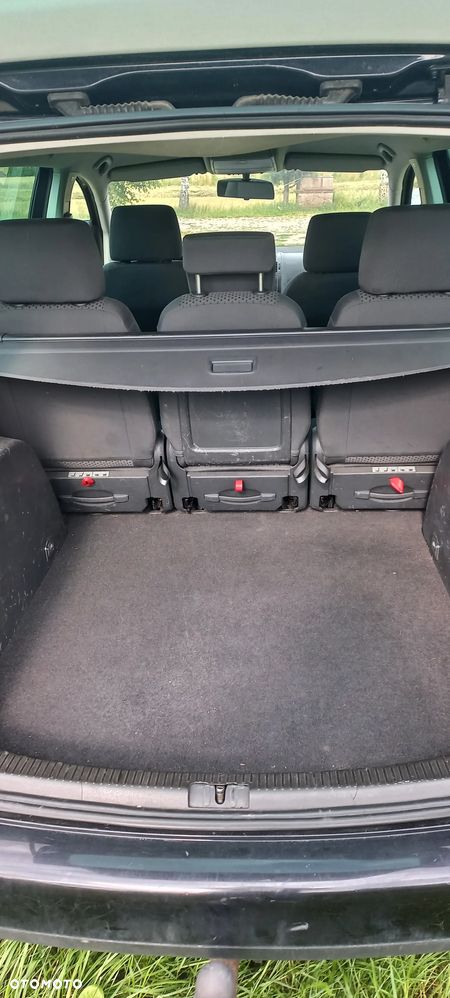 Volkswagen Touran 1.9 TDI - 9