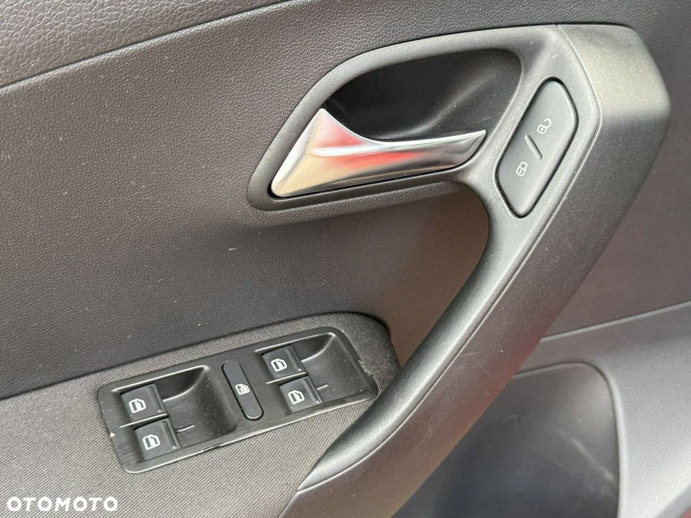 Volkswagen Polo - 23