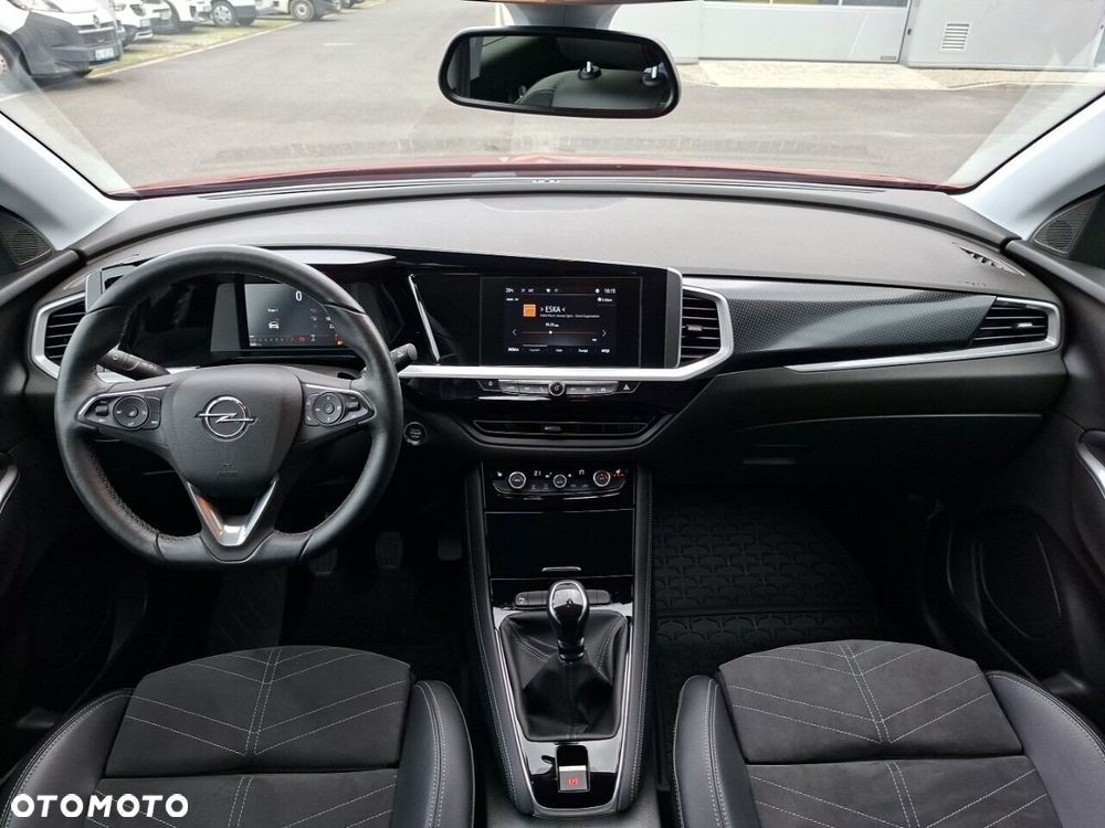 Opel Grandland 1.2 T GS Line S&S - 9