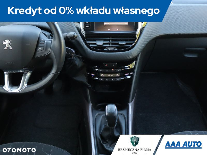 Peugeot 2008 - 13