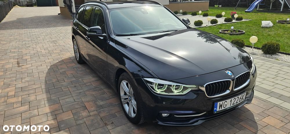 BMW Seria 3 320i - 36