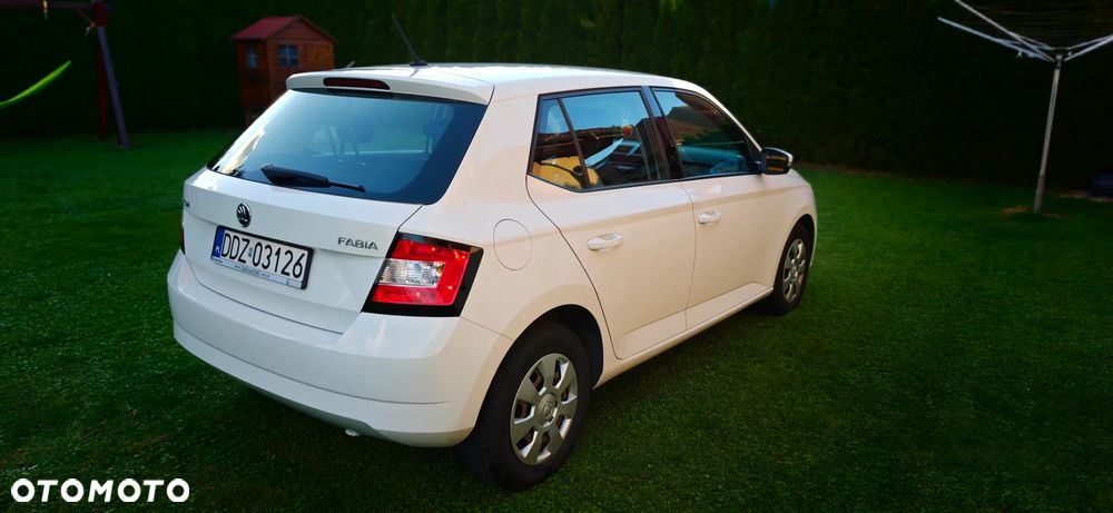 Skoda Fabia 1.0 Active - 4