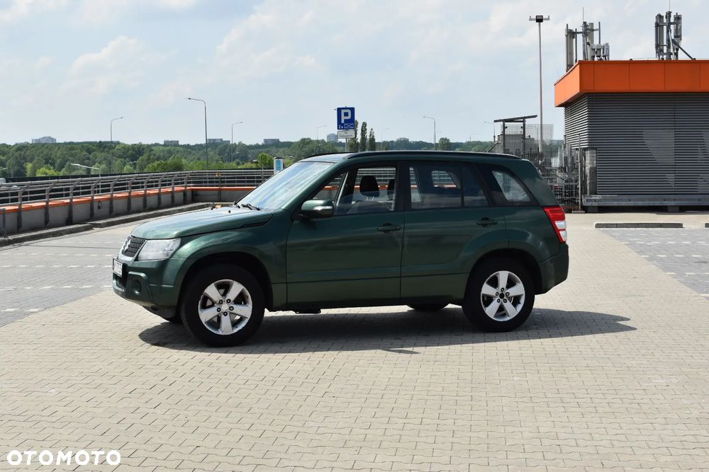 Suzuki Grand Vitara 2.0 De luxe - 3
