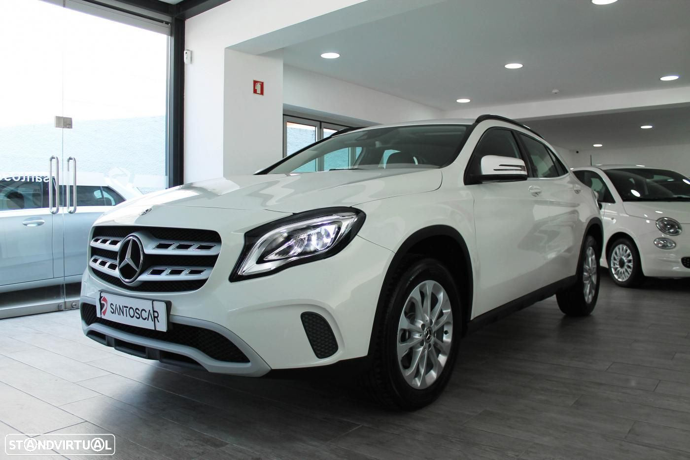 Mercedes-Benz GLA 180 d 7G-DCT - 2