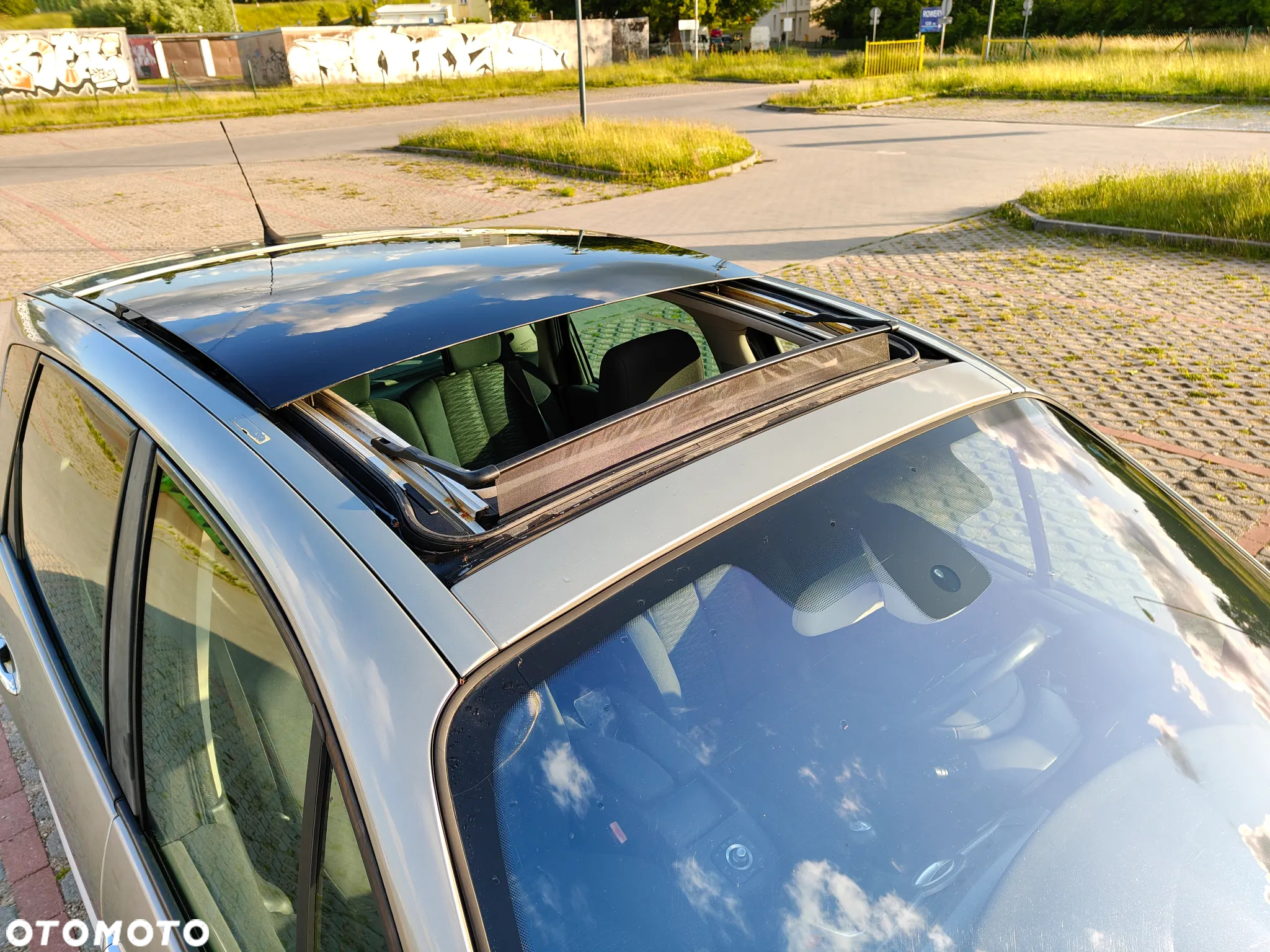Renault Scenic 2.0 dCi Expression - 24