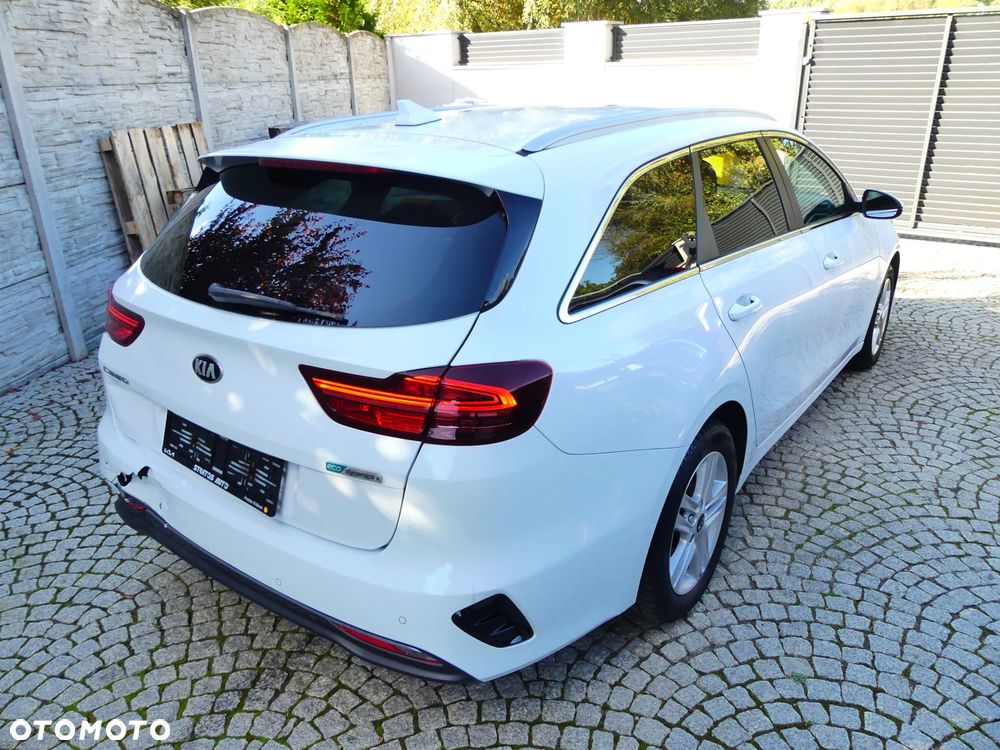 Kia Ceed - 7
