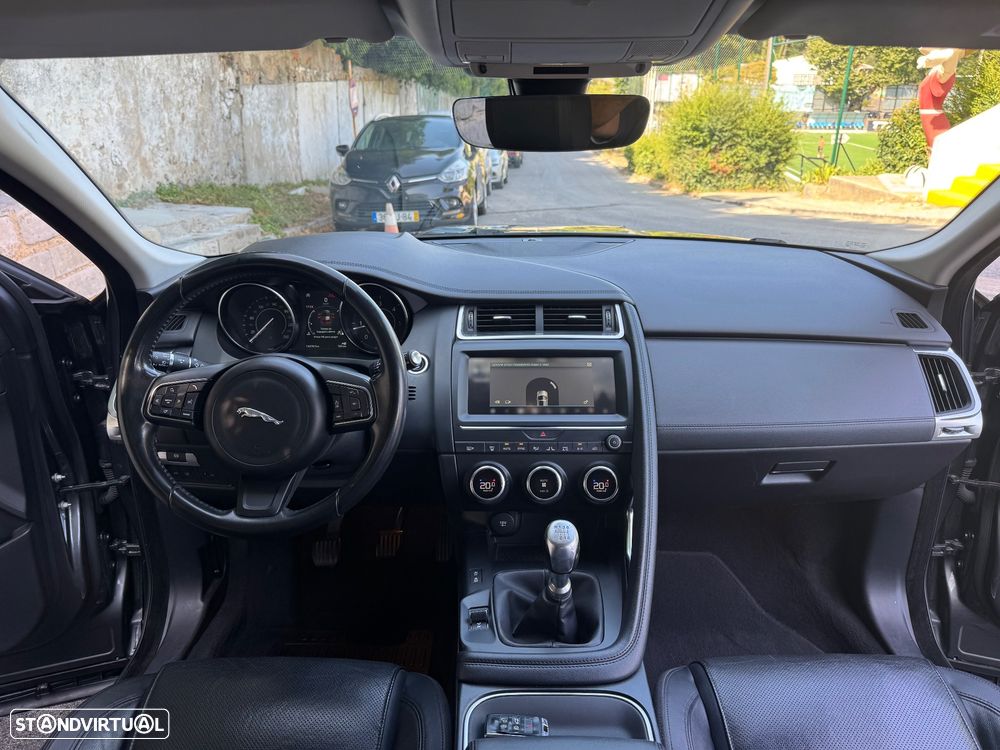 Jaguar E-Pace 2.0 i4D S - 9
