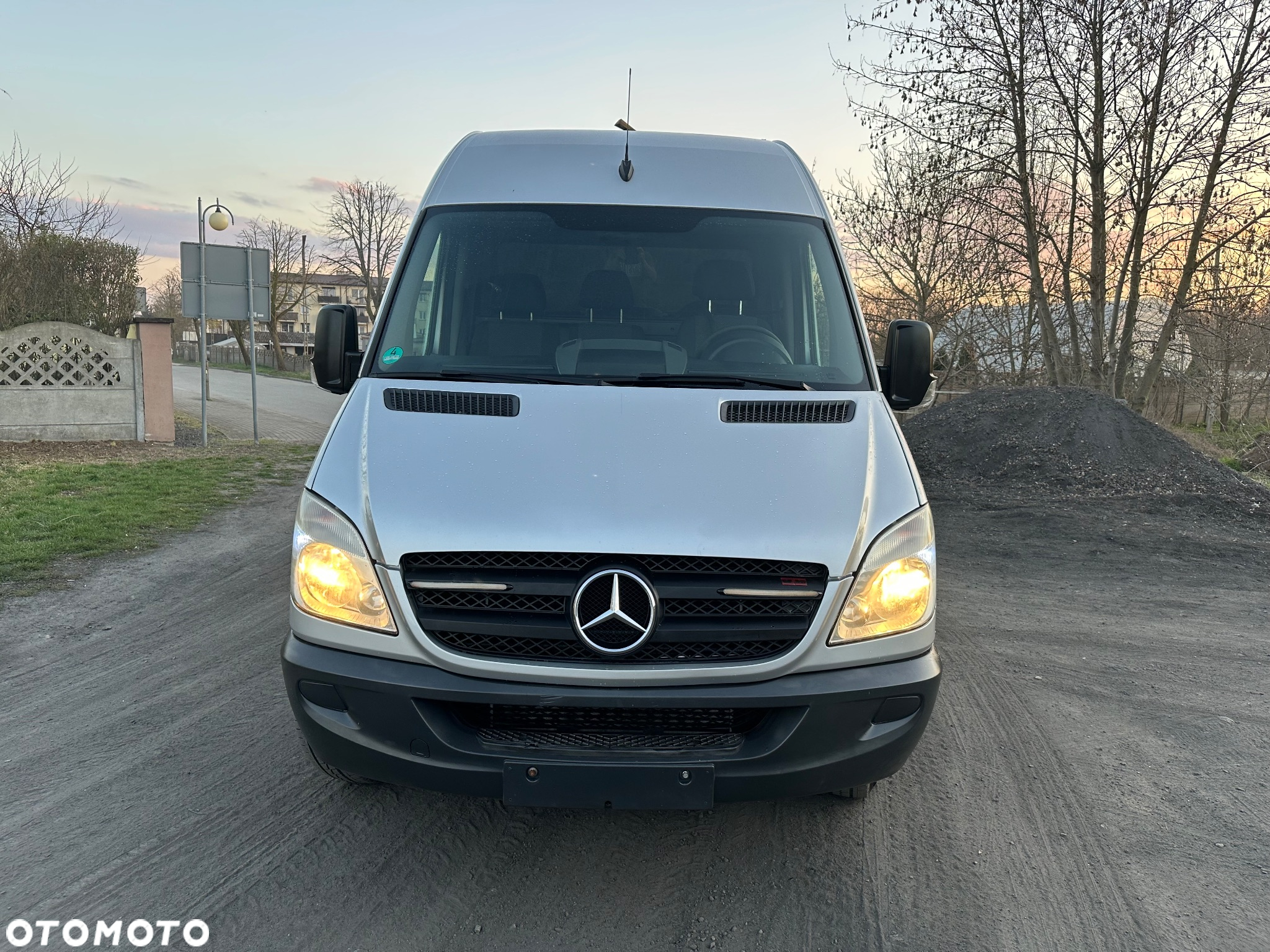 Mercedes-Benz Sprinter - 2