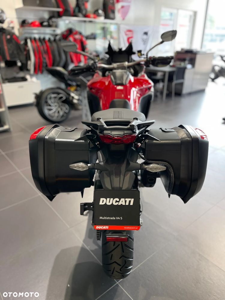 Ducati Multistrada - 6