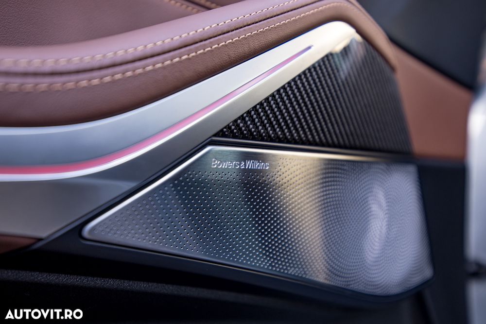 BMW X7 M60i xDrive AT MHEV - 21