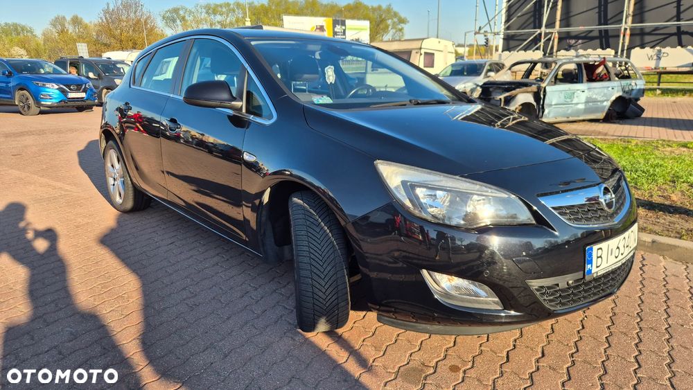 Opel Astra 1.4 T Sport - 4