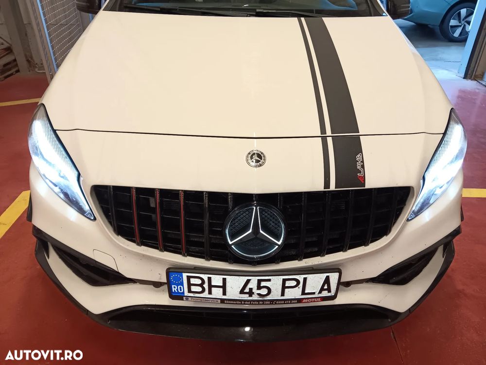 Mercedes-Benz A 45 AMG - 10