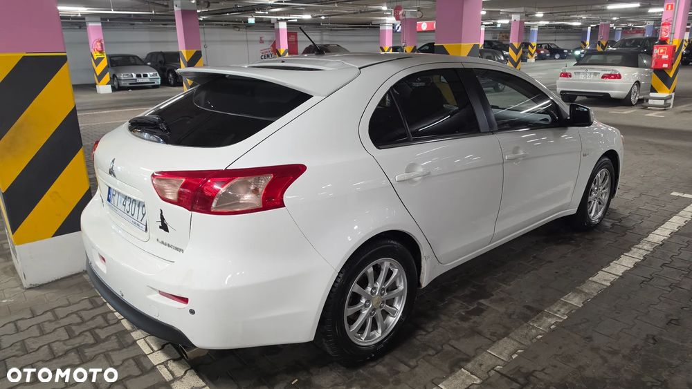 Mitsubishi Lancer 1.8 DID Invite - 14