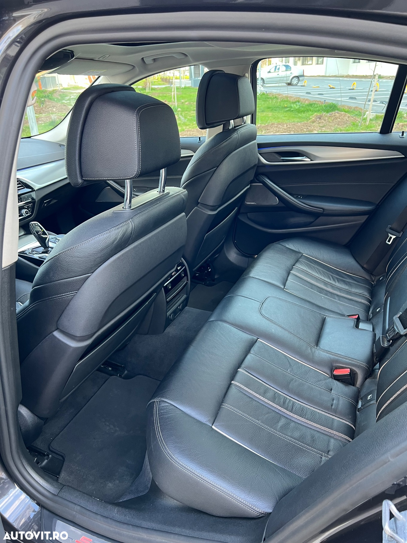 BMW Seria 5 530d xDrive AT - 15