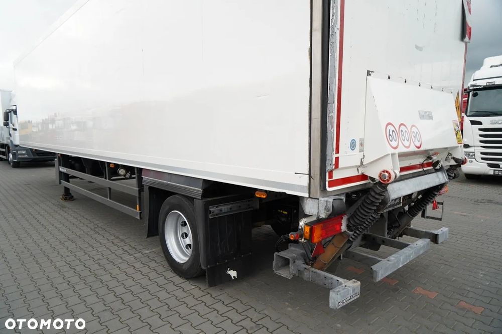Schmitz Cargobull CHŁODNIA / THERMO KING SLX SPECTRUM / City liner / 1 osiowa / 11,3 M / MULTITEMPERATURA / WINDA DHOLLANDIA / SAF - 11