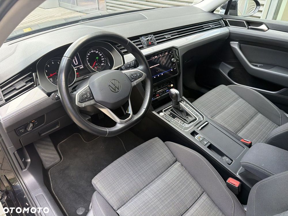 Volkswagen Passat Variant 1.5 TSI EVO Business DSG - 10