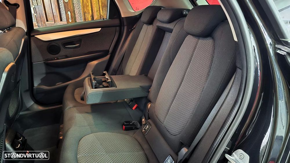 BMW 216 Active Tourer d Advantage Auto - 60