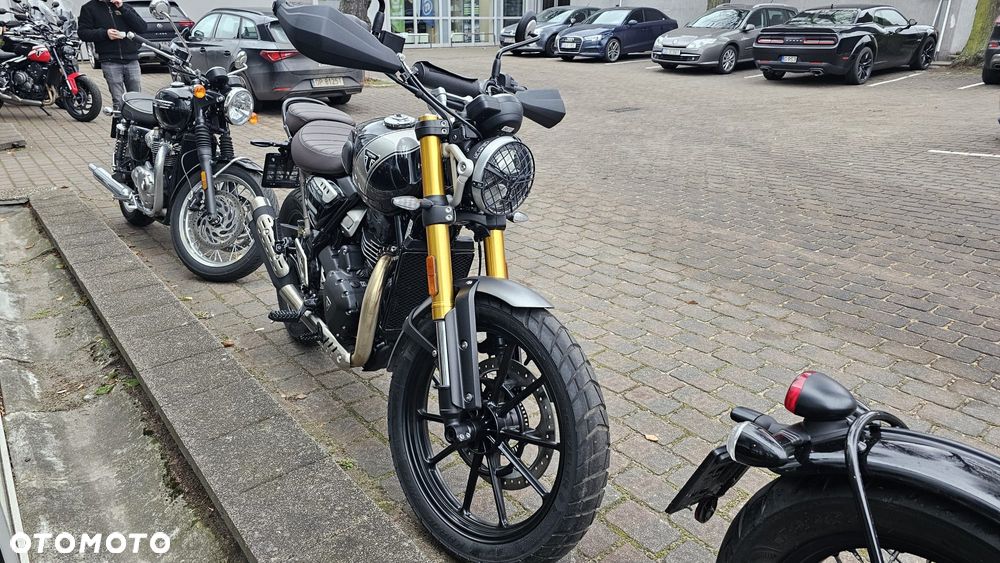 Triumph Scrambler - 2