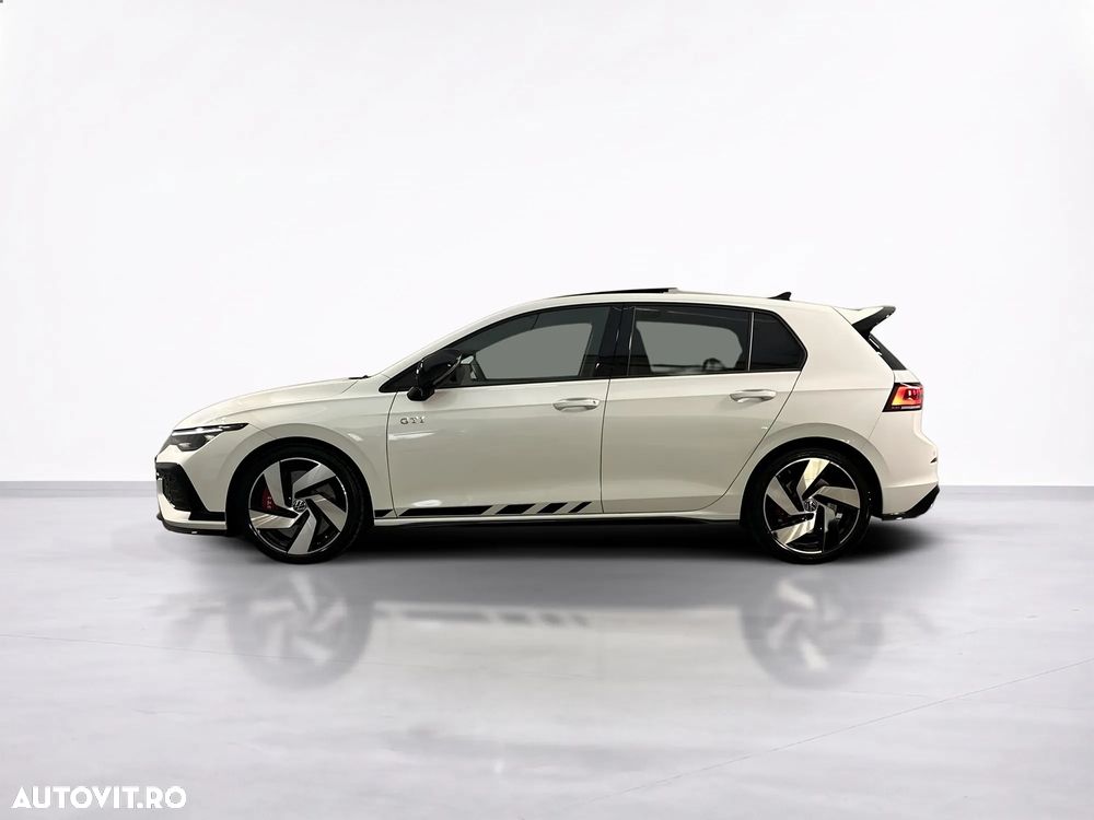 Volkswagen Golf - 3