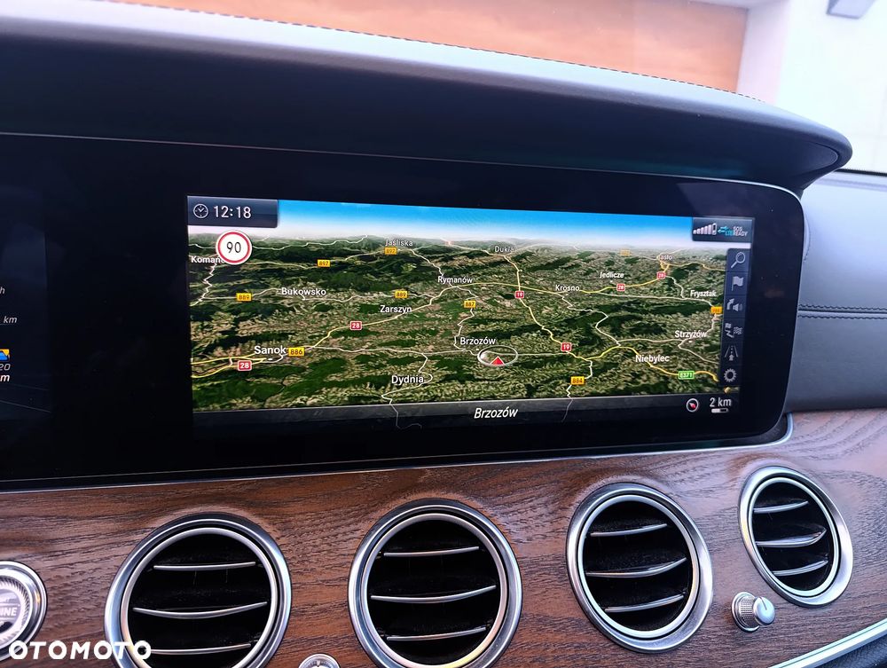 Mercedes-Benz Klasa E - 28