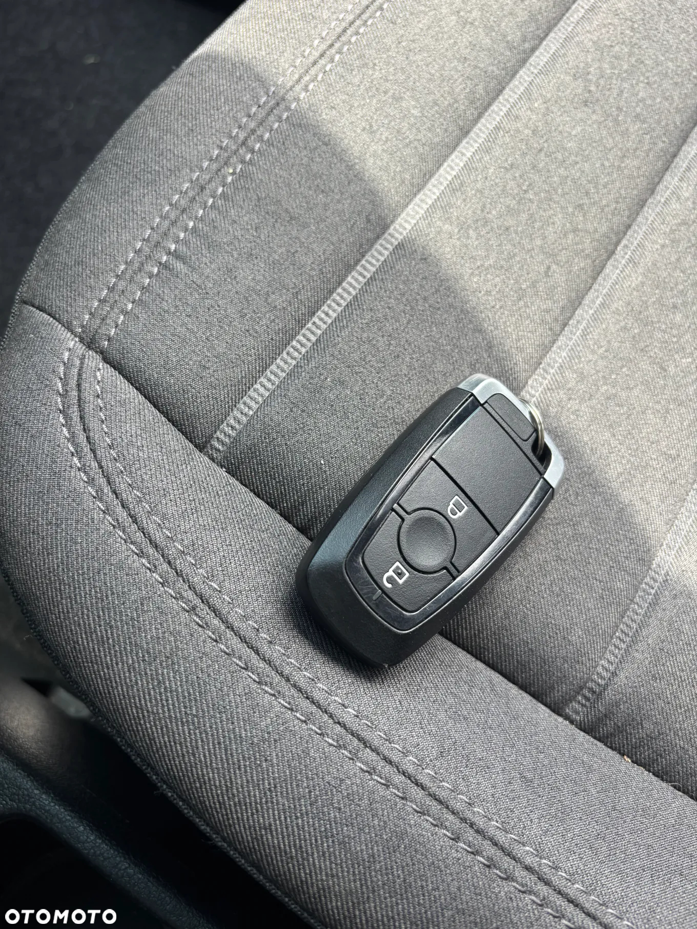 Ford Tourneo Connect Gr 1.5 TDCi Titanium - 15