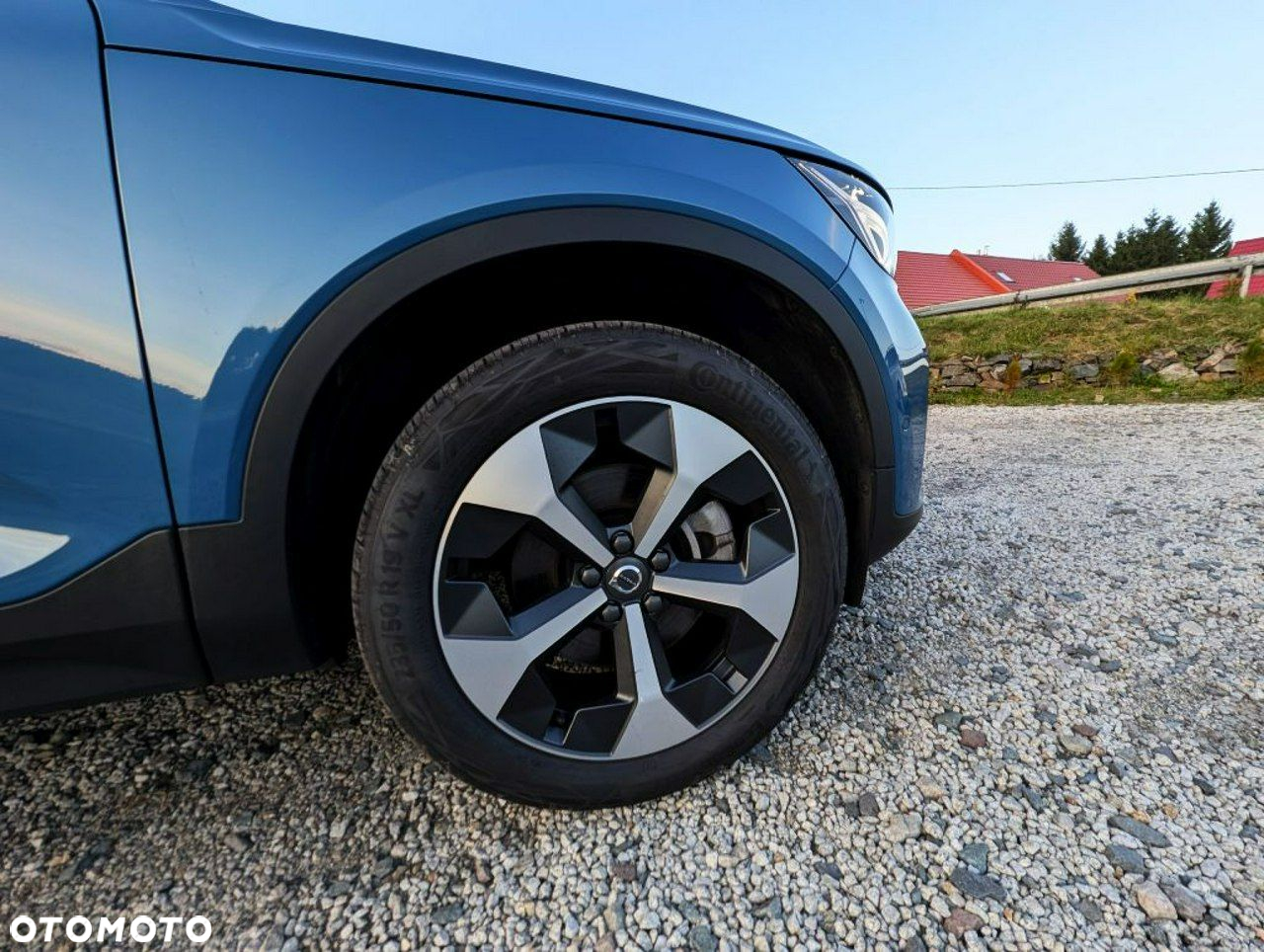 Volvo XC 40 B3 Plus Dark - 4