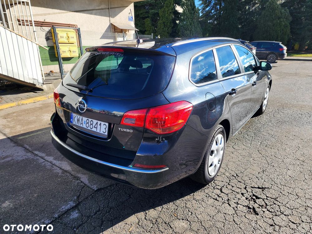 Opel Astra 1.4 Turbo 150 Jahre - 4