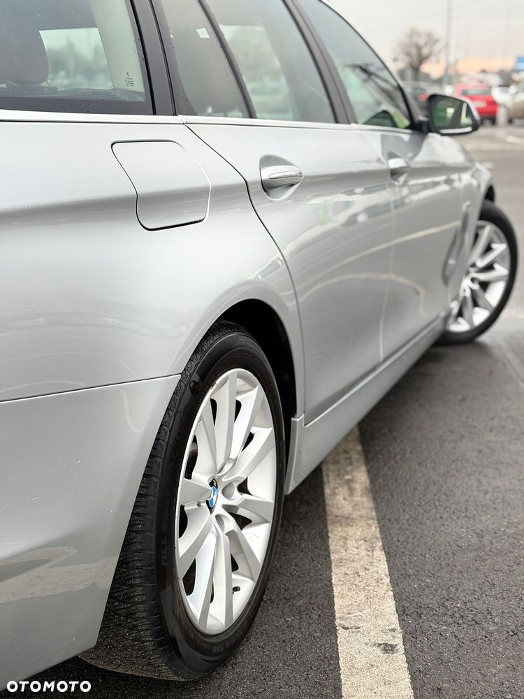 BMW Seria 5 520d - 15