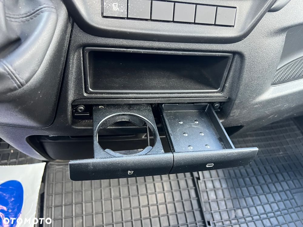 Iveco DAILY 35 S21 - 32