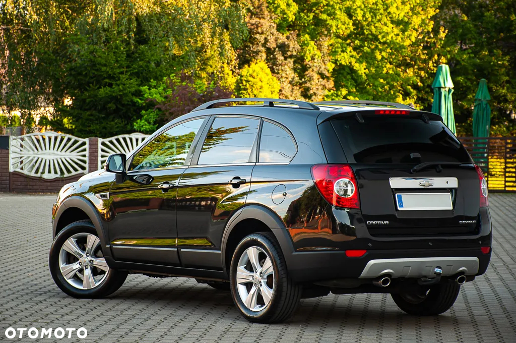 Chevrolet Captiva ver-2-4-2wd-7-sitzer-ls-family-edition - 4