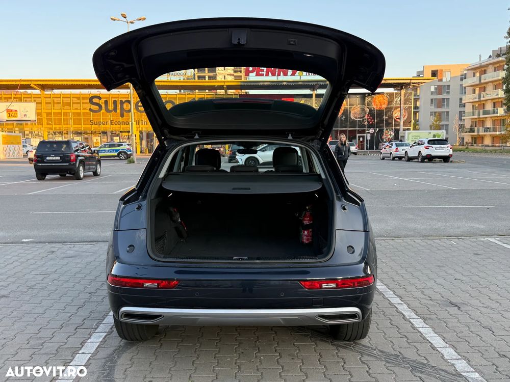 Audi Q5 2.0 40 TDI quattro S tronic Sport - 9