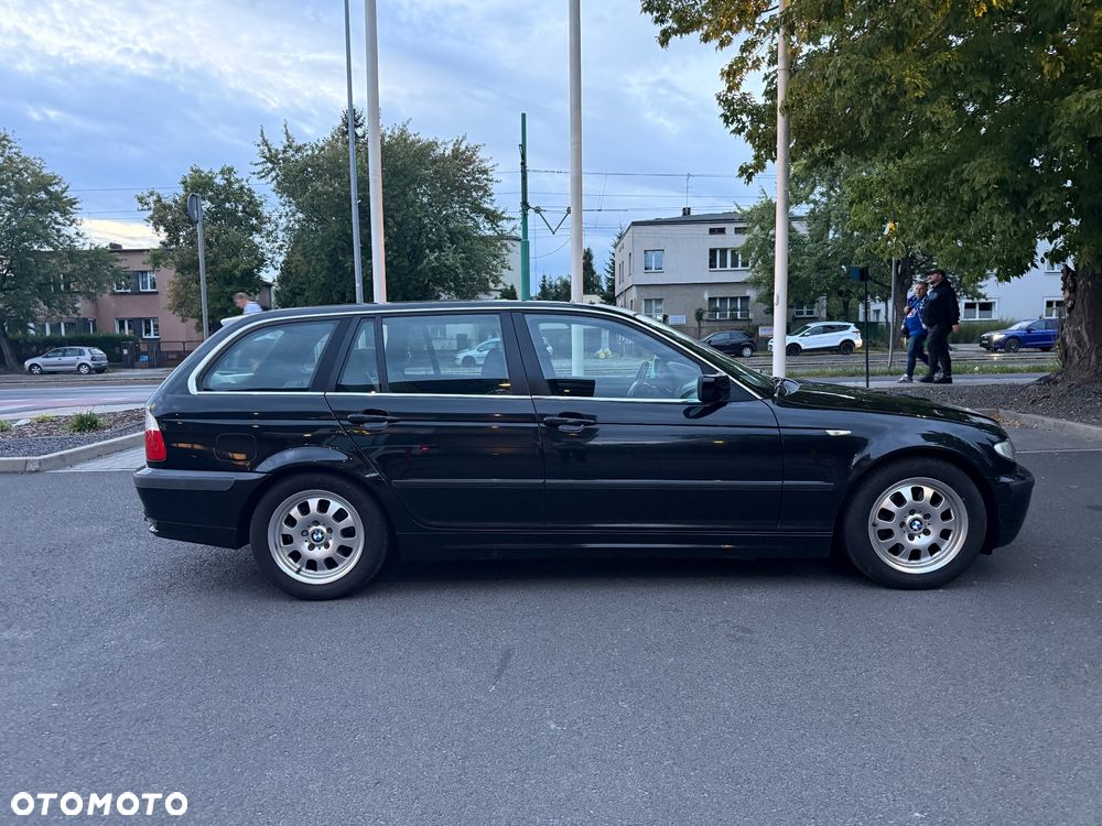 BMW Seria 3 325i Edition Lifestyle - 6