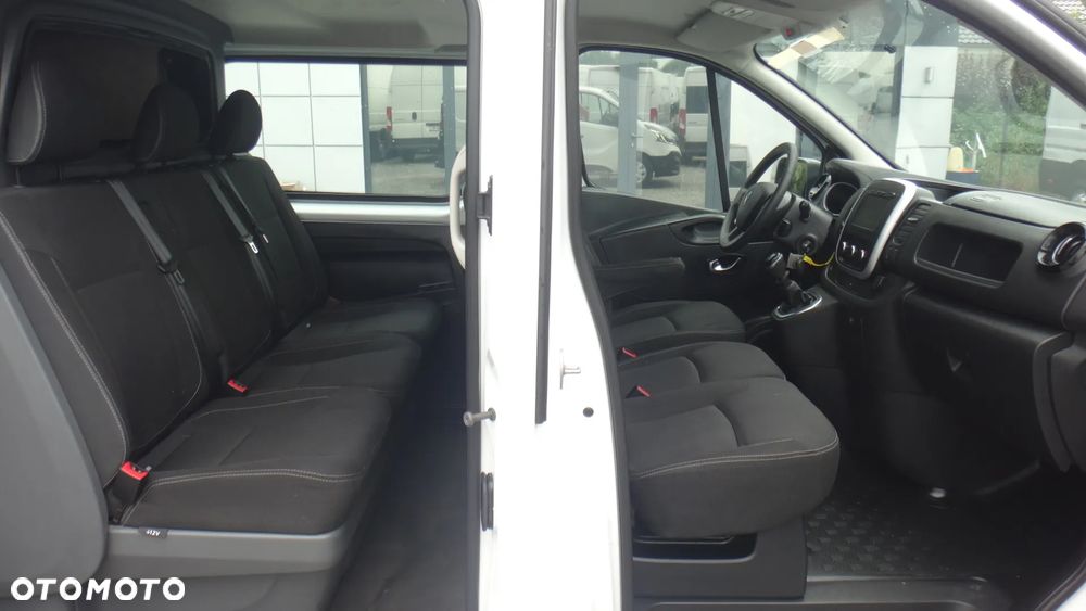 Renault Trafic - 12