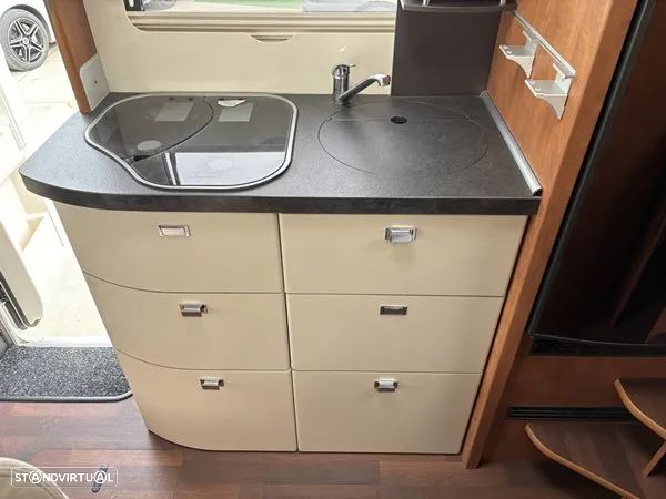 Carthago C-Compactline Cama transversal e cama basculante - 10