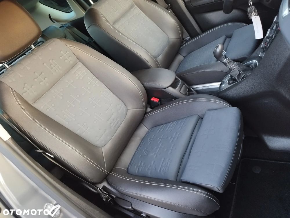 Opel Meriva 1.4 T Cosmo - 25