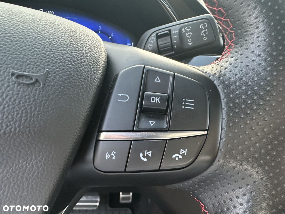 Ford Focus 2.0 EcoBlue STart-Stopp-System ST-LINE - 17