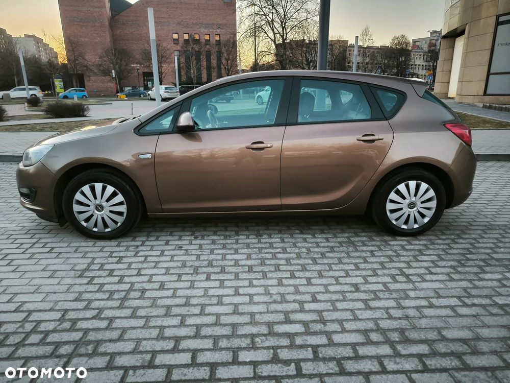 Opel Astra - 26