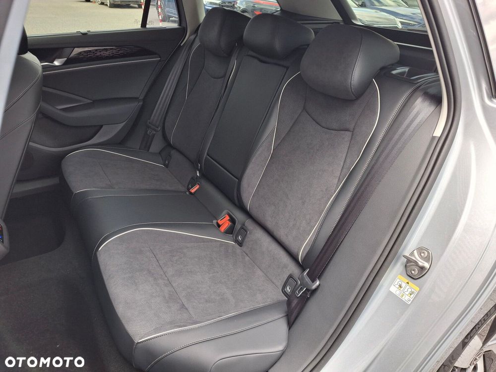 Volkswagen Passat Variant - 18