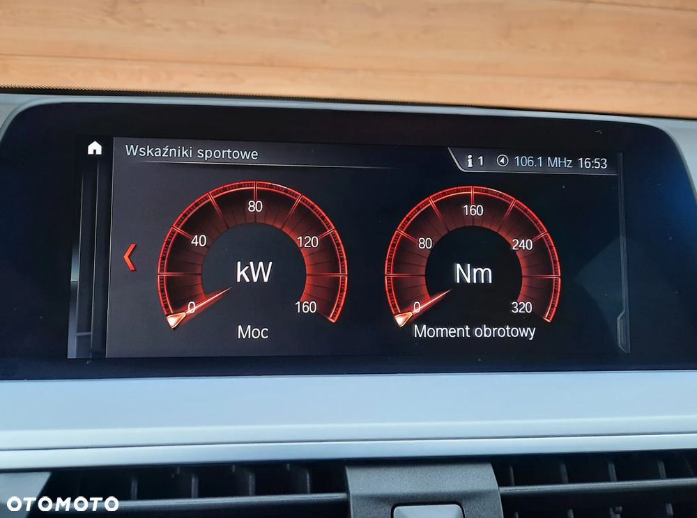 BMW X3 xDrive20i - 38