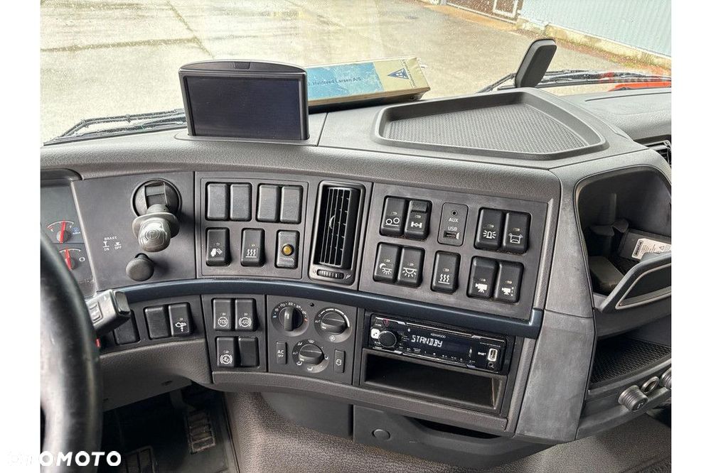 Volvo FH540 6X2*4 VACUM + RETARDER - 24
