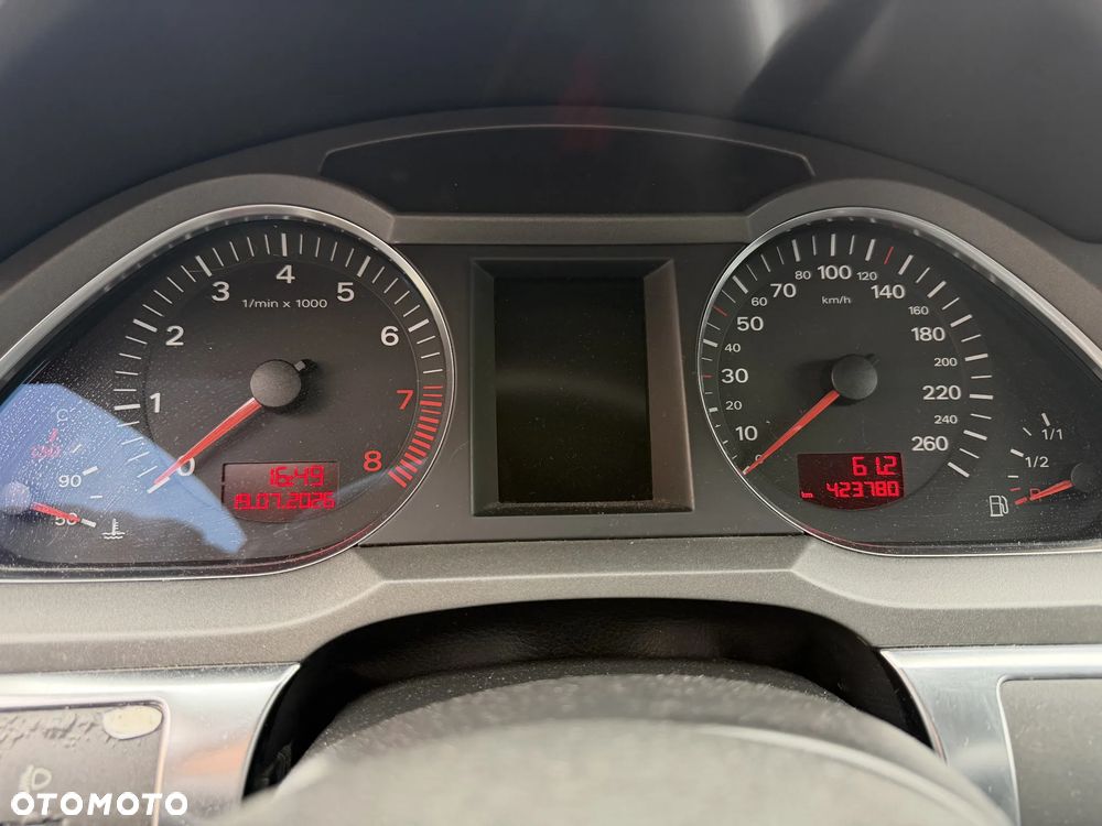 Audi A6 Avant 2.4 Quattro - 13
