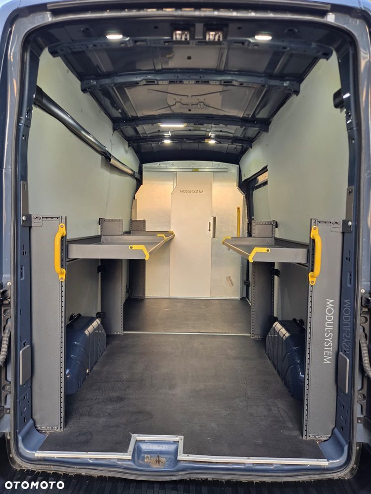 Ford Transit - 17