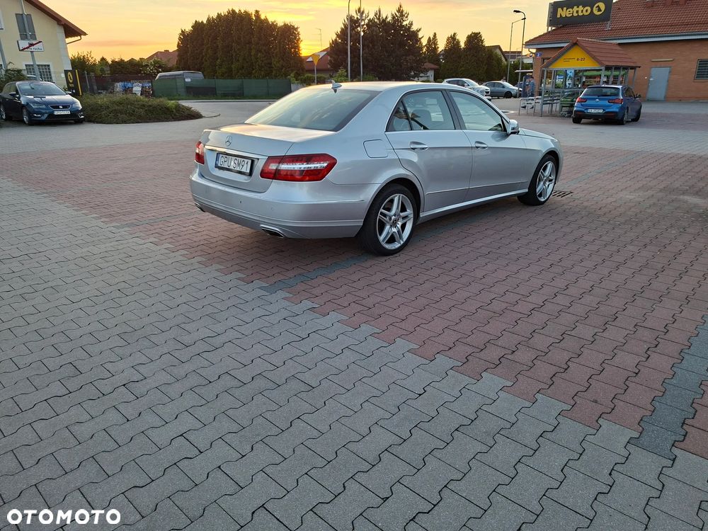 Mercedes-Benz Klasa E 500 7G-TRONIC Avantgarde - 6