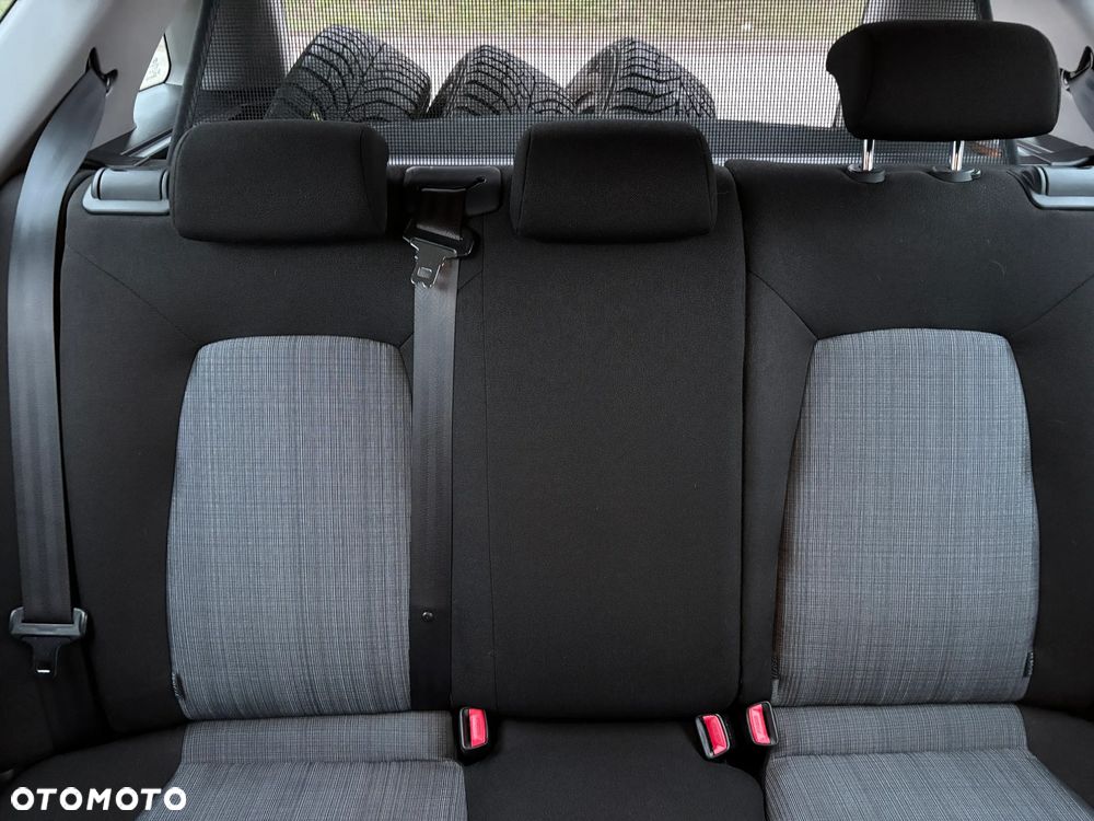 Kia Ceed 1.6 CRDi 90 Spirit - 18