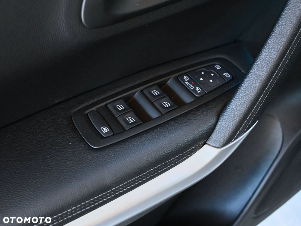 Renault Kadjar TCe 160 EDC GPF INTENS - 17
